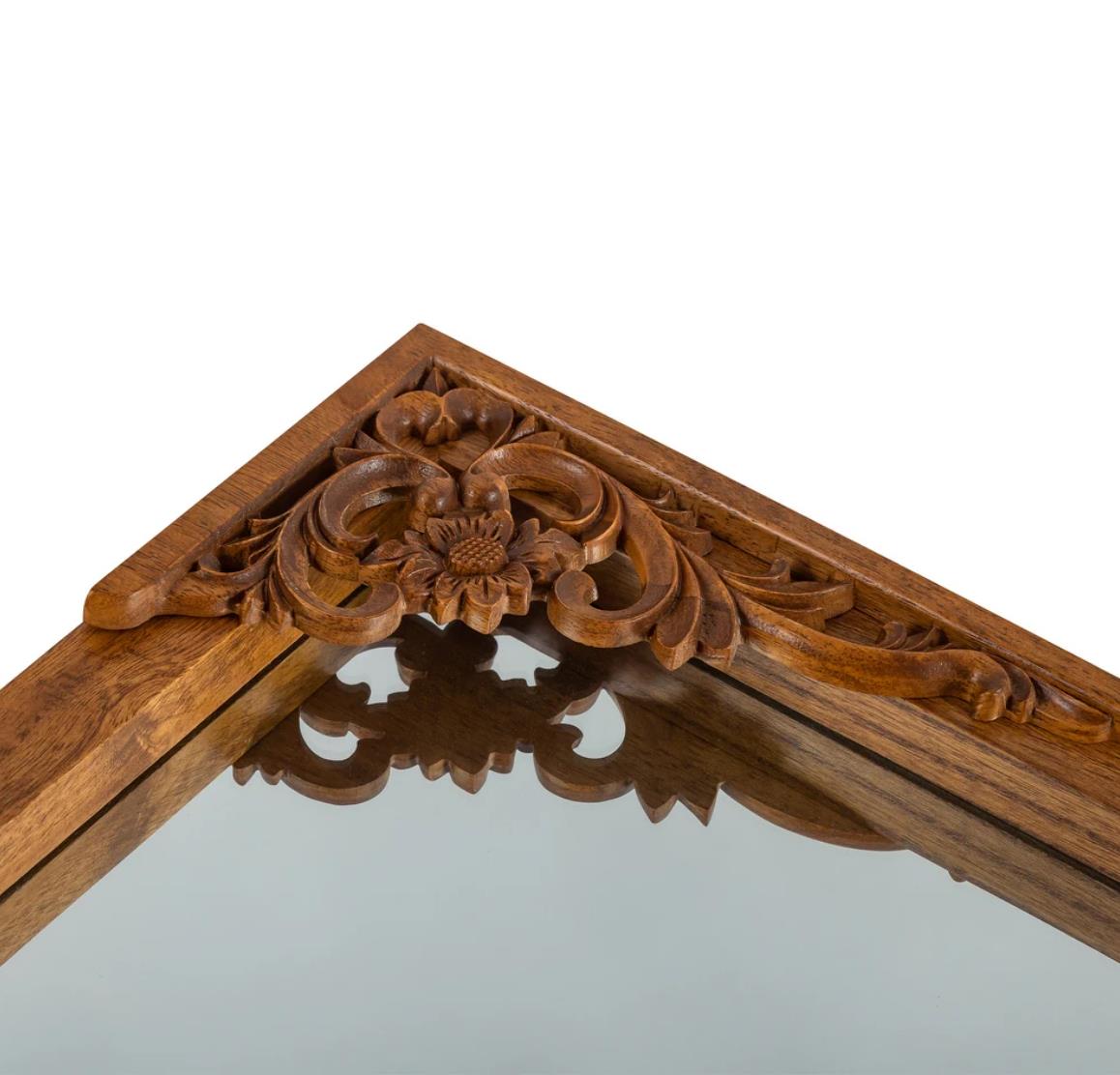 detail